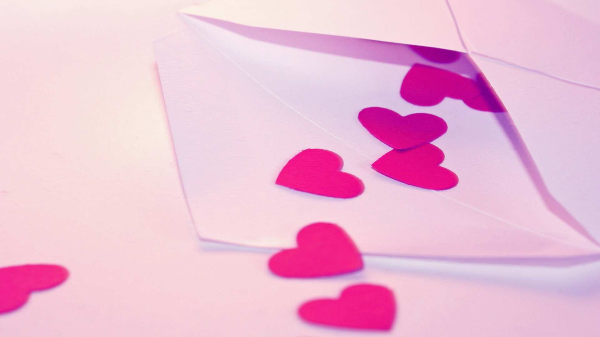 Love envelope desktop wallpaper