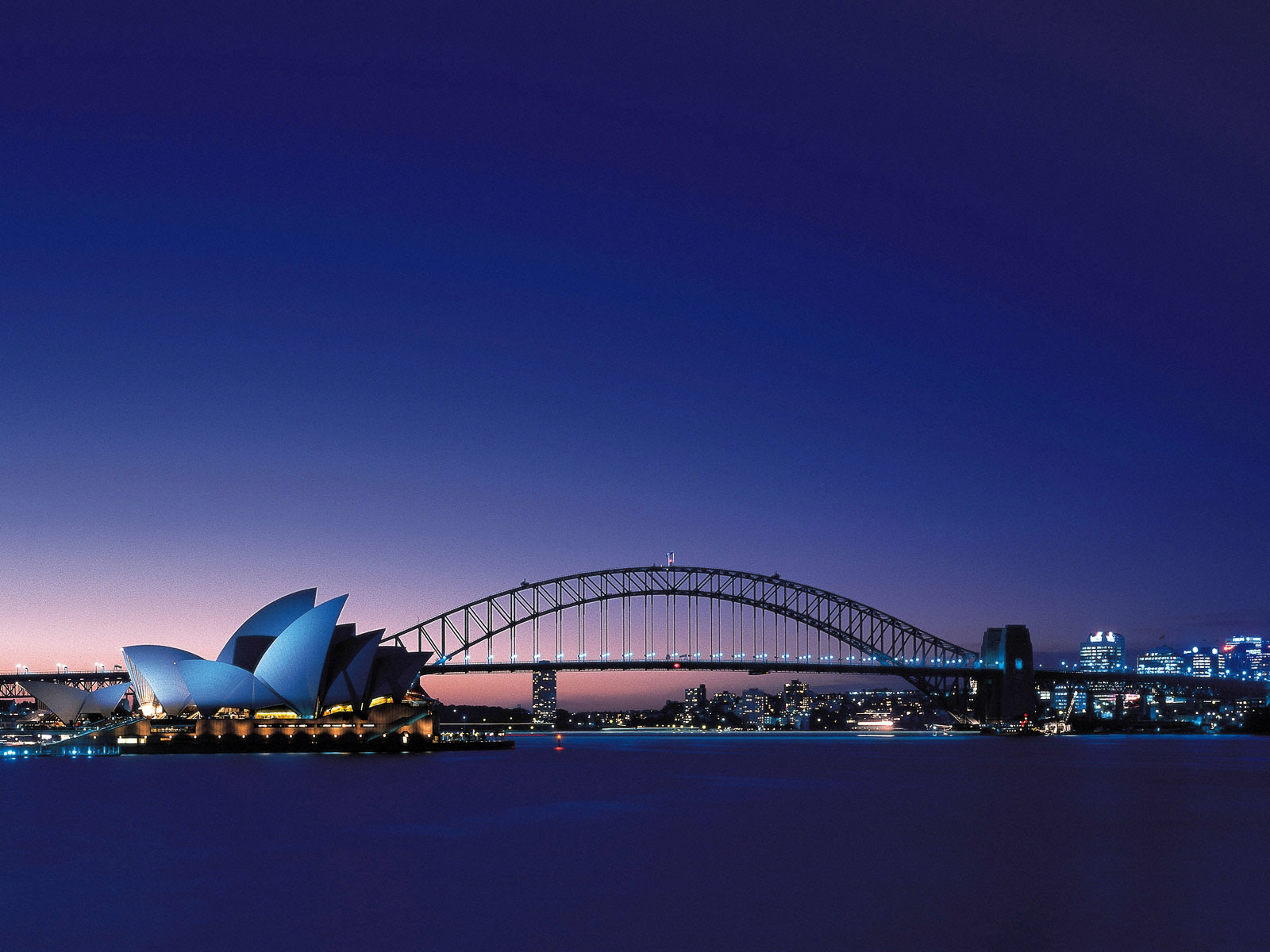 Sydney Opera House Night Scenery Wallpaper
