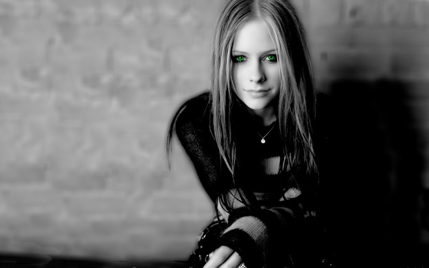 Avril Lavigne HD Computer Desktop Wallpaper