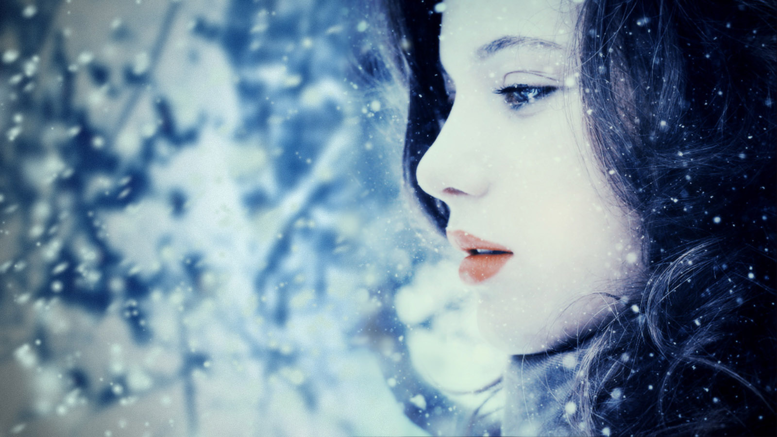 Snow beauty desktop wallpaper