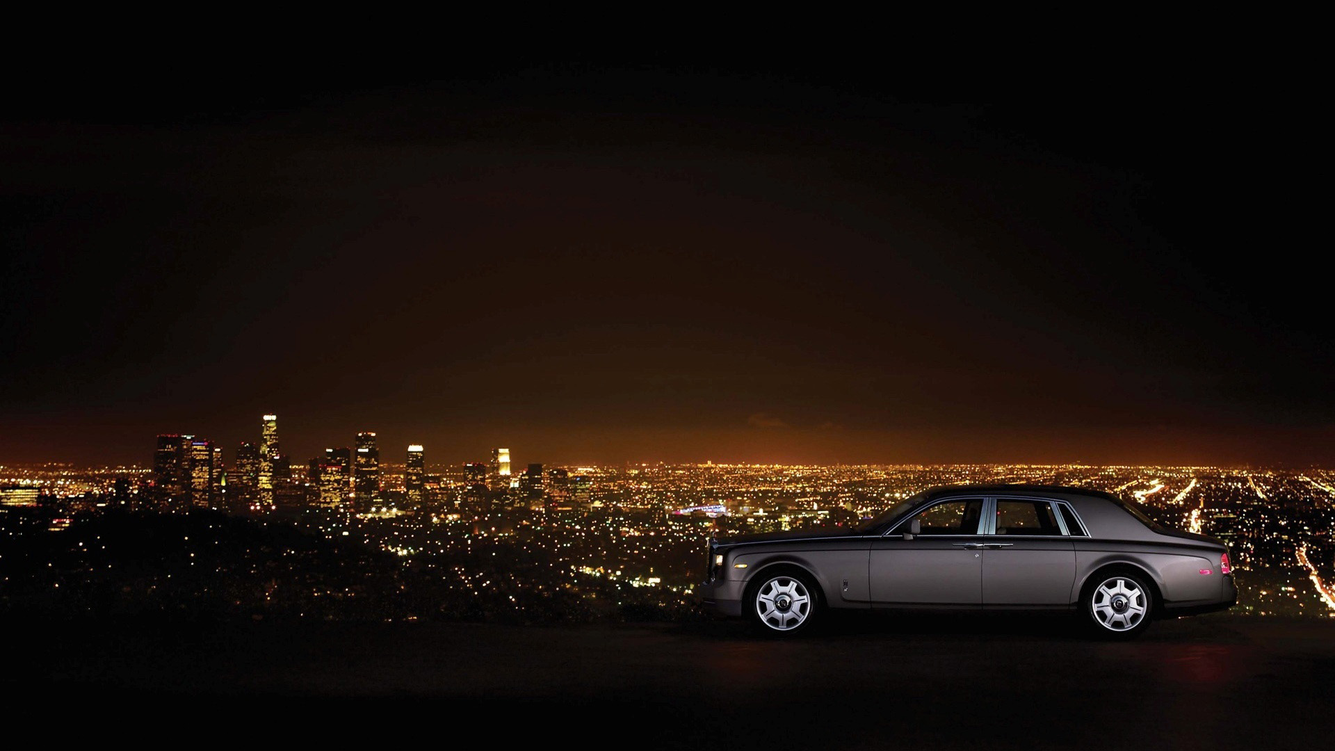Night city scenery car desktop wallpaper