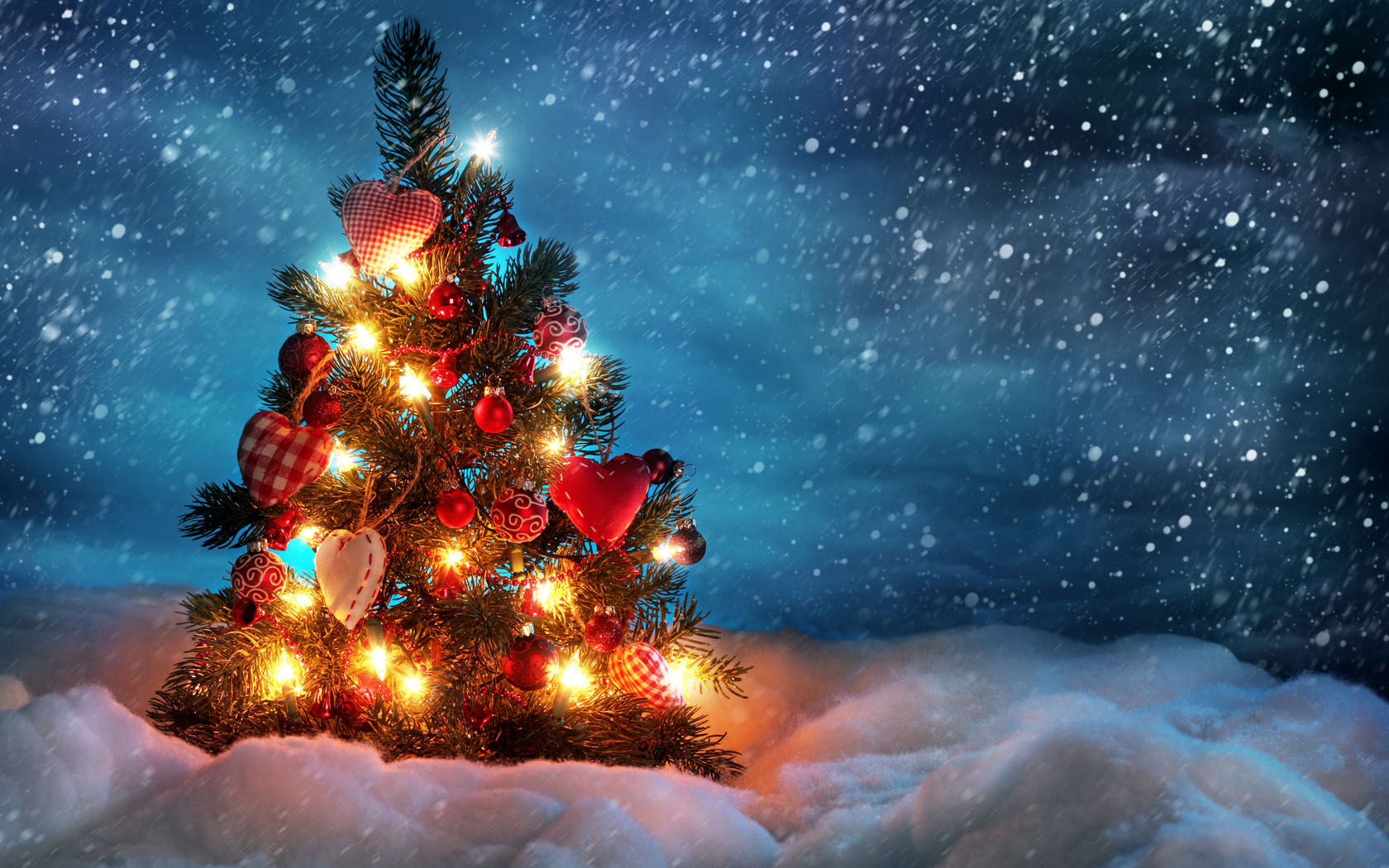 Snow Romantic Love Christmas Tree Desktop Wallpaper